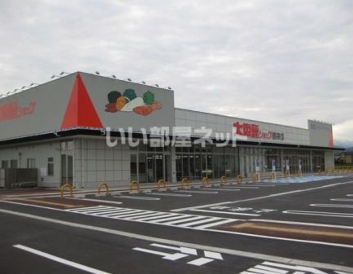 ポンテルーナIIの周辺