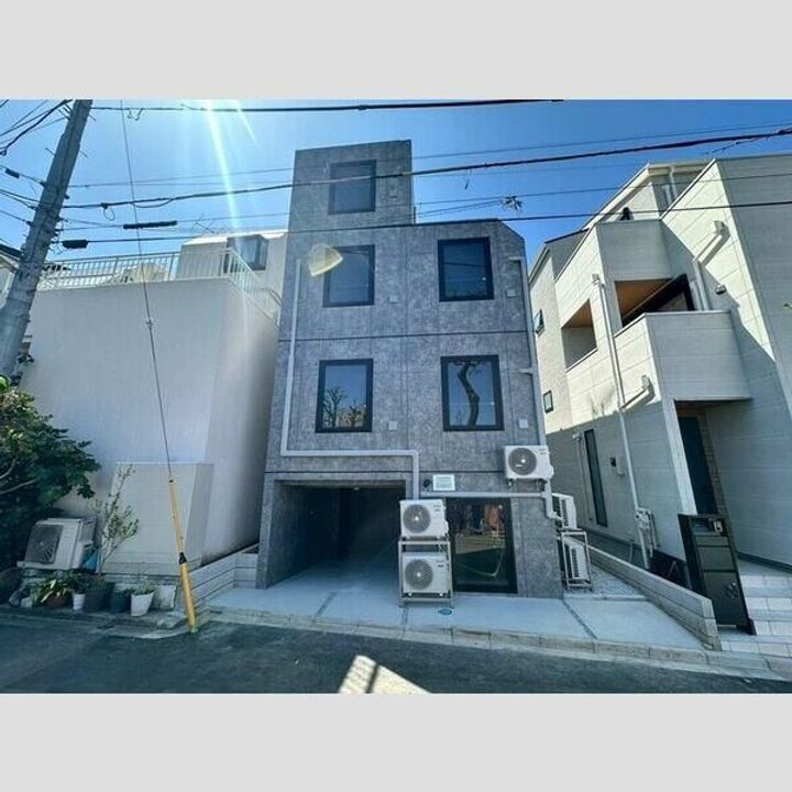 東京都中野区中央4(マンション)の賃貸物件の地図