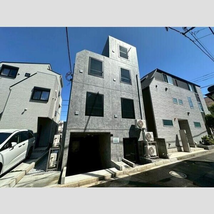 東京都中野区中央4(マンション)の賃貸物件の外観