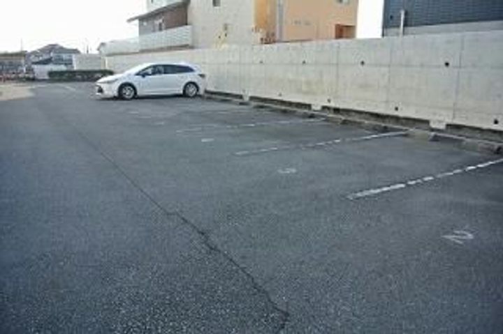 レオパレスエステジャナの地図