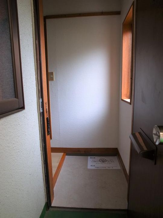 コーポ中島の玄関