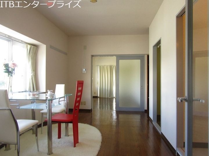 静岡県浜松市中央区鴨江3(マンション)の賃貸物件の居間