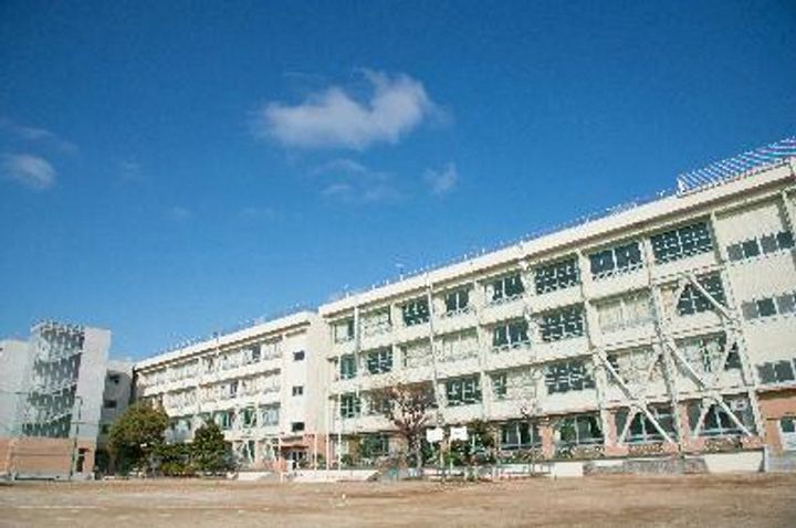 大阪府豊中市服部南町2(マンション)の賃貸物件の周辺