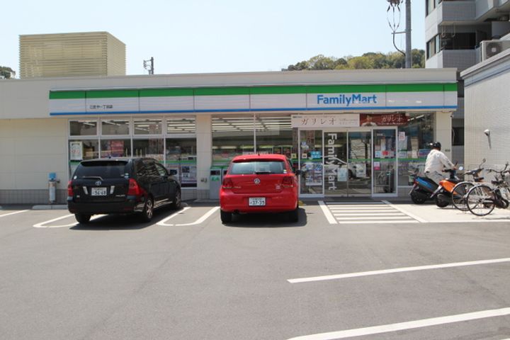 RYOKOビルの周辺
