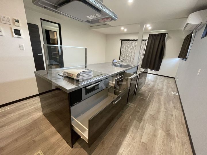 千葉県千葉市中央区弁天4(一戸建)の賃貸物件のキッチン