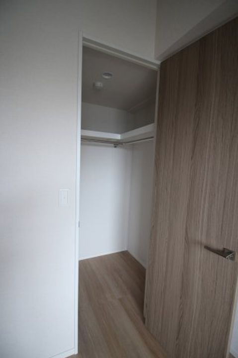 The Wallの内装