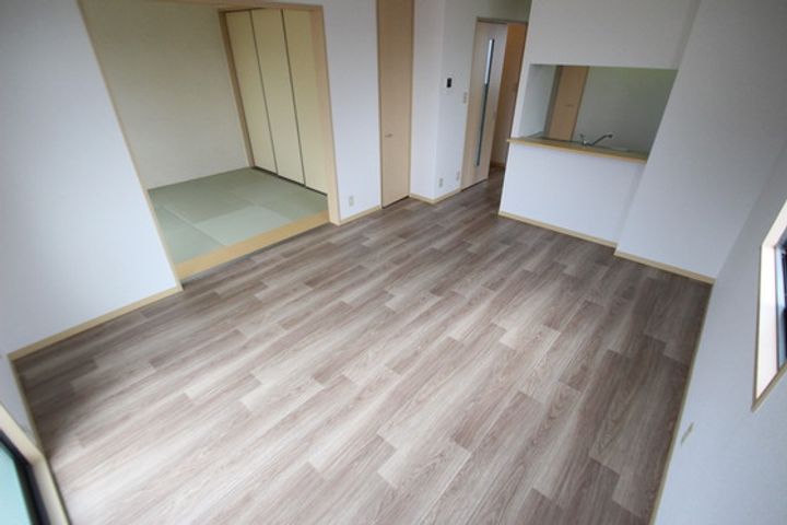 ボナールWESTの居間