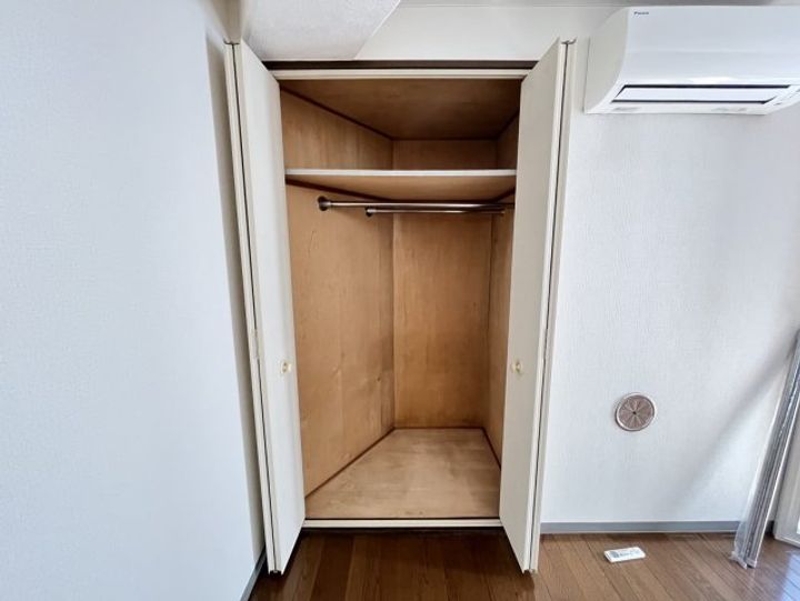 ファンシェイプ中井川の内装