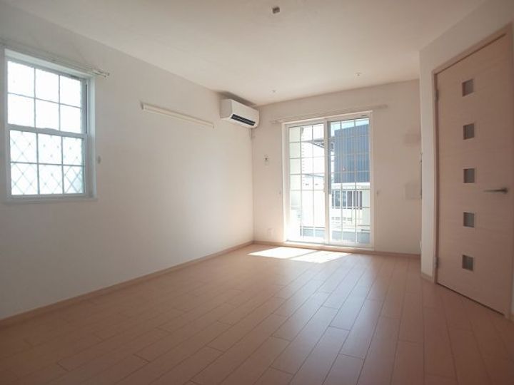 栃木県足利市久松町(アパート)の賃貸物件の居間