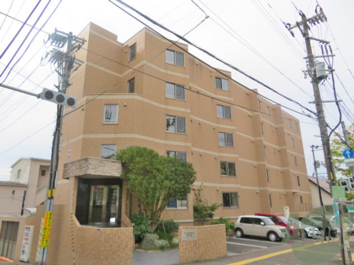 セレブリゾート旭ヶ丘の外観