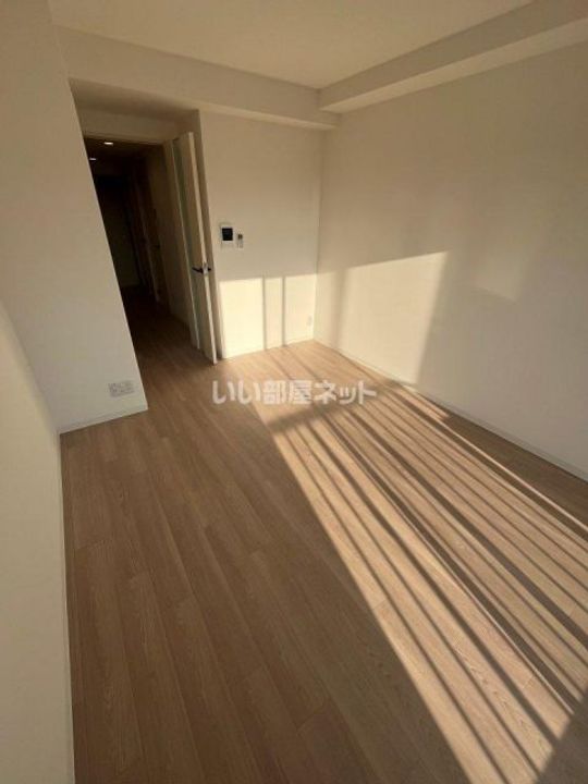 大阪府堺市西区鳳東町4(マンション)の賃貸物件の居間