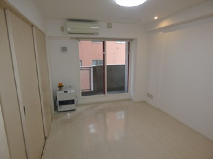 北海道札幌市中央区南十一条西7(マンション)の賃貸物件の居間