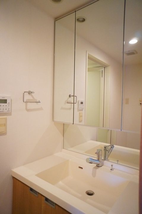 イニシア浅草の内装