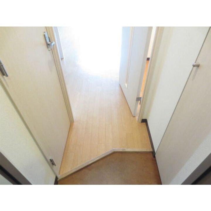 グランドサクセスの玄関