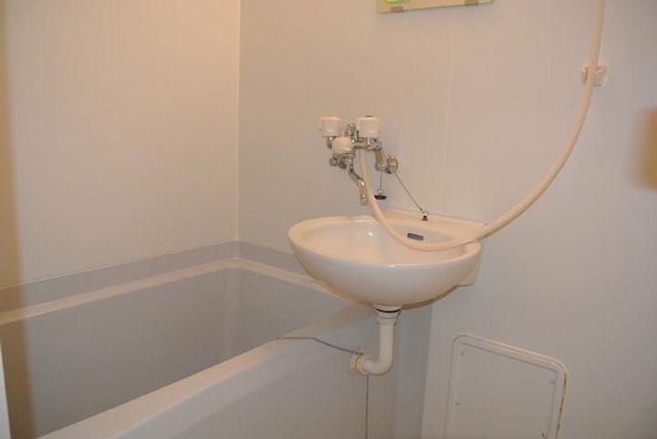 レオパレスどりぃむ21の風呂