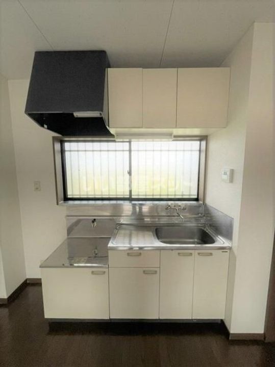 群馬県伊勢崎市市場町2(アパート)の賃貸物件のキッチン