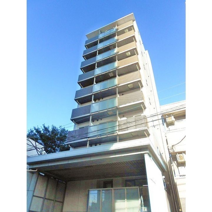 アクシーズタワー浦和岸町の外観