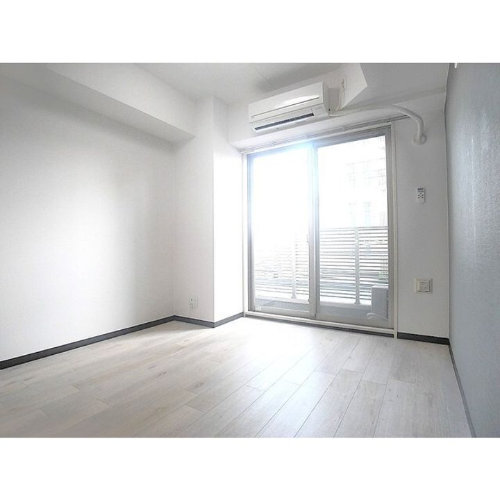 アクシーズタワー浦和岸町の居間