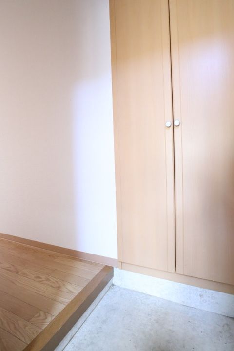 岡山県倉敷市連島町矢柄(アパート)の賃貸物件の玄関