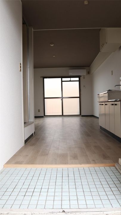 Luce(ルーチェ)の玄関