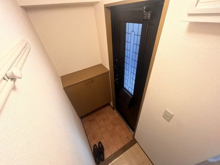 群馬県高崎市貝沢町(アパート)の賃貸物件の玄関