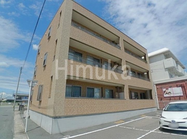 岡山県岡山市北区中仙道2(マンション)の賃貸物件の外観