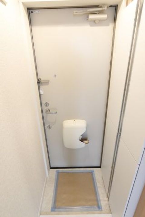 神奈川県川崎市幸区戸手3(アパート)の賃貸物件の玄関