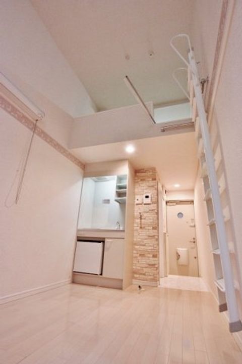 神奈川県川崎市幸区戸手3(アパート)の賃貸物件の居間