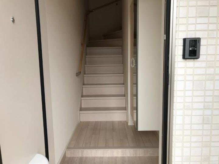 岡山県笠岡市笠岡(アパート)の賃貸物件の玄関