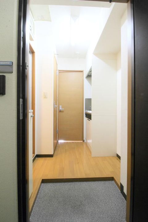 カーサ・コテーリオ中野の玄関