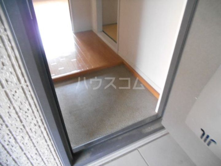 ドミール城山IIIの玄関