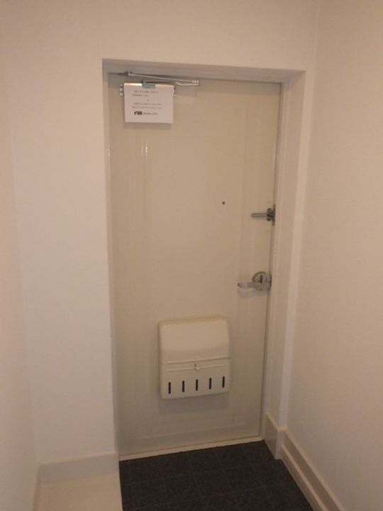 UR中山五月台の玄関