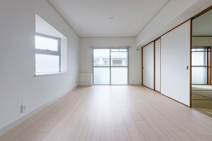 UR中山五月台の居間