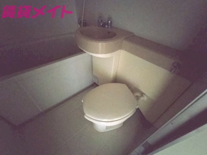 シェモアの内装