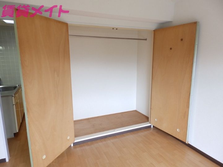 Sパレスカメヤマの内装