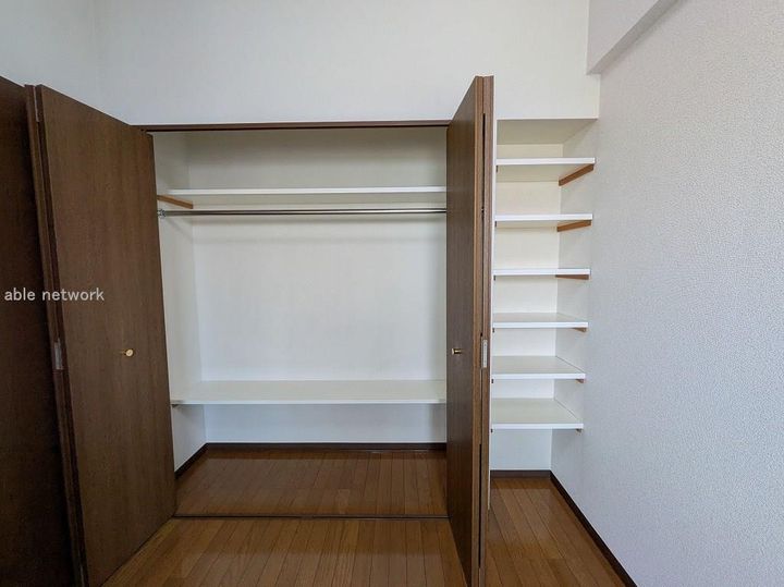 カレントさくらIIの内装