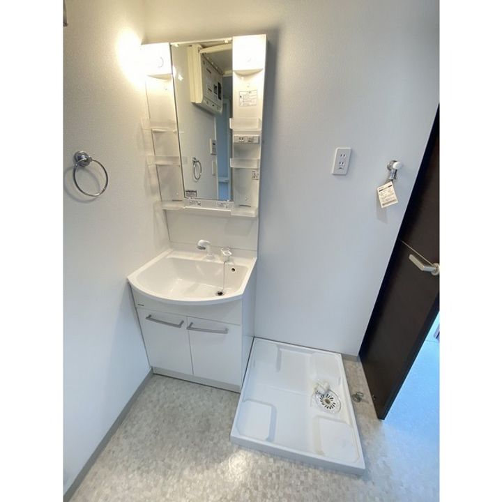 ライズ代継橋の内装