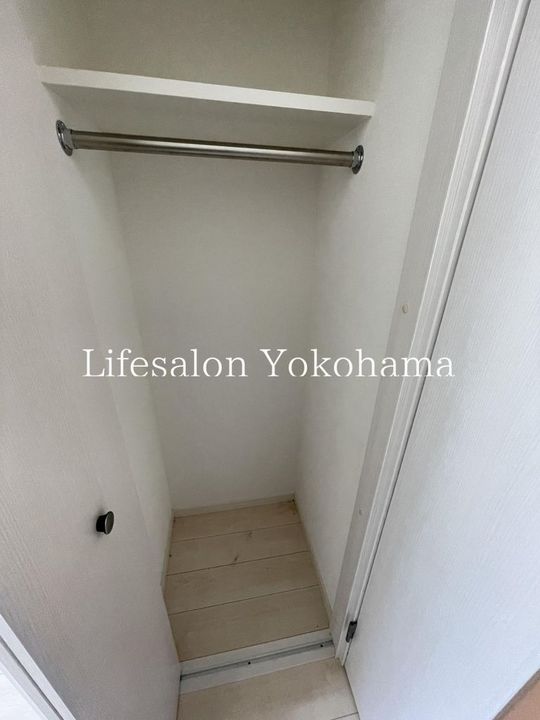 神奈川県横浜市南区宮元町1の賃貸マンションの内装