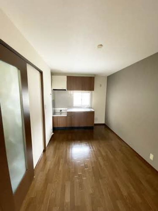 プライム EASTの居間