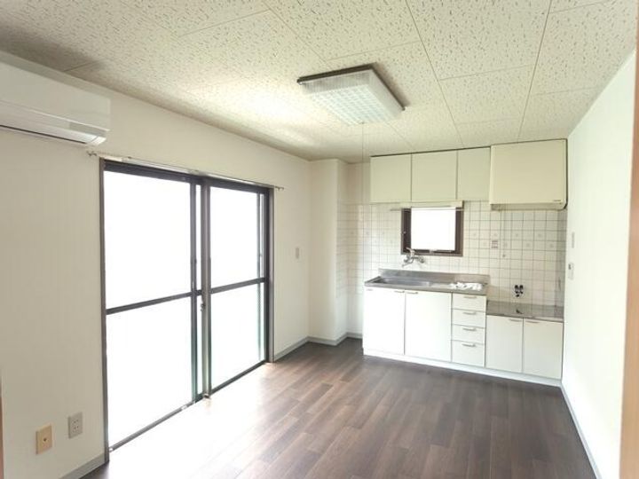 東條ビルのキッチン