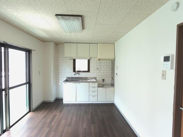 東條ビルの内装