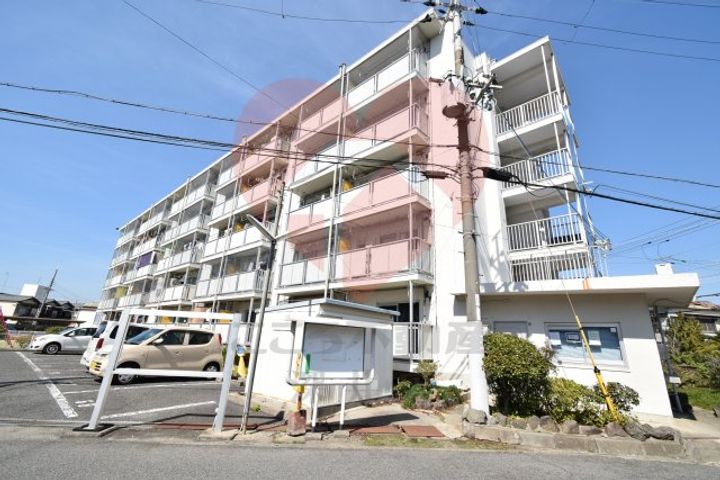 大阪府岸和田市春木旭町(マンション)の賃貸物件の外観
