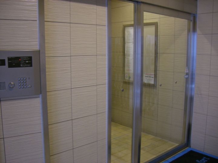 サウスコンフォート三鷹の地図