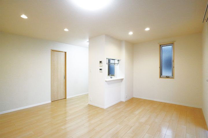 SH・ファミーユマルセの居間