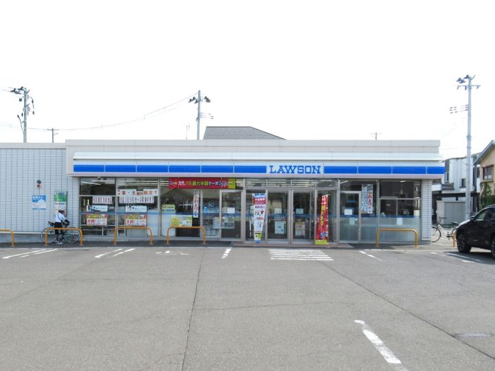 ギャザー77の周辺