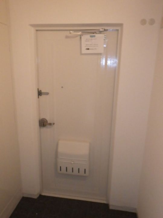 UR中山五月台の玄関