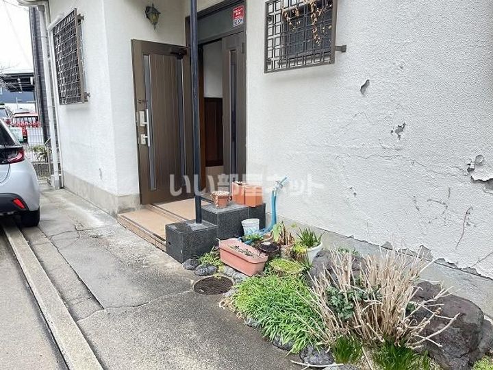 大阪府八尾市南本町2(一戸建)の賃貸物件の地図