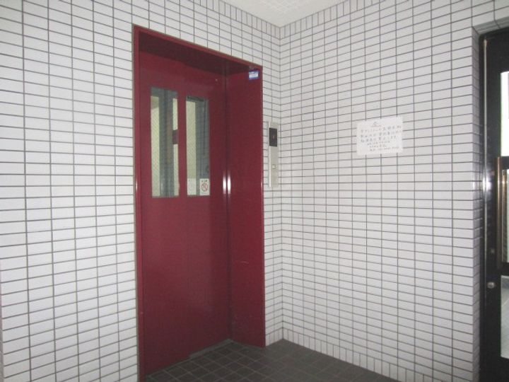 エクセル赤松の内装