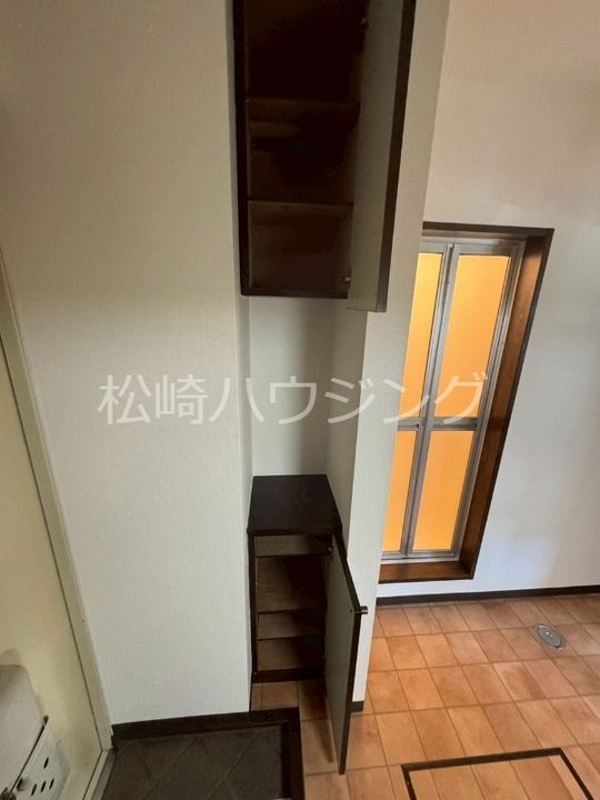 ツインビレッジ有波Aの玄関