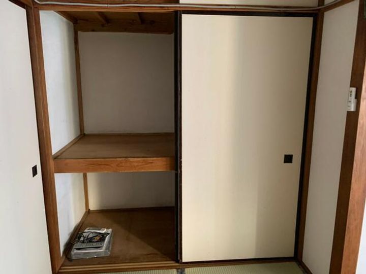 小足立荘の内装